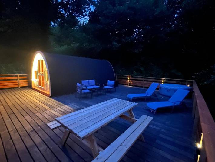 Tente pour 3 personnes, avec vue et terrasse ainsi que vue sur le lac et jardin dans Haute-Vienne - 3