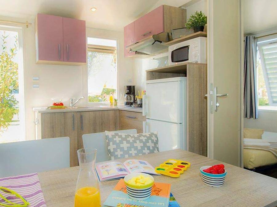 Camping la Vallée - Stacaravan 4 personen - Klassiek | 2 slaapkamers | 4 slaapplaatsen | Enig terras | 1 badkamer in Saint-Sauveur-de-la-Mer, Lisieux en omgeving