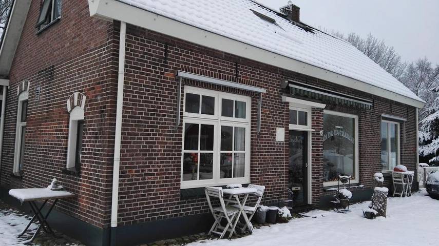 Chambre d’hôte pour 2 personnes, avec terrasse dans Drenthe