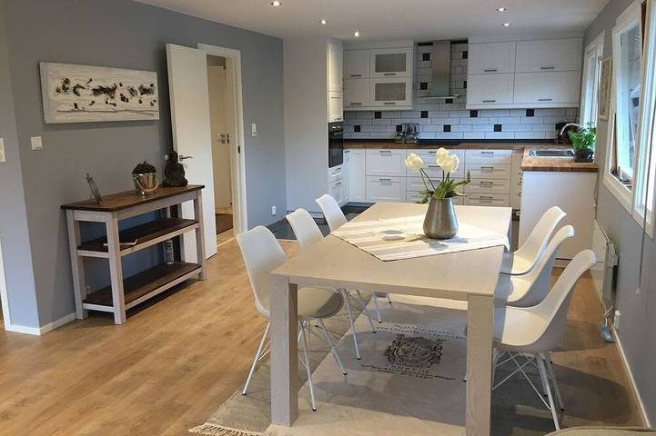 Ferienhaus für 9 Personen, mit Garten und Terrasse - 1