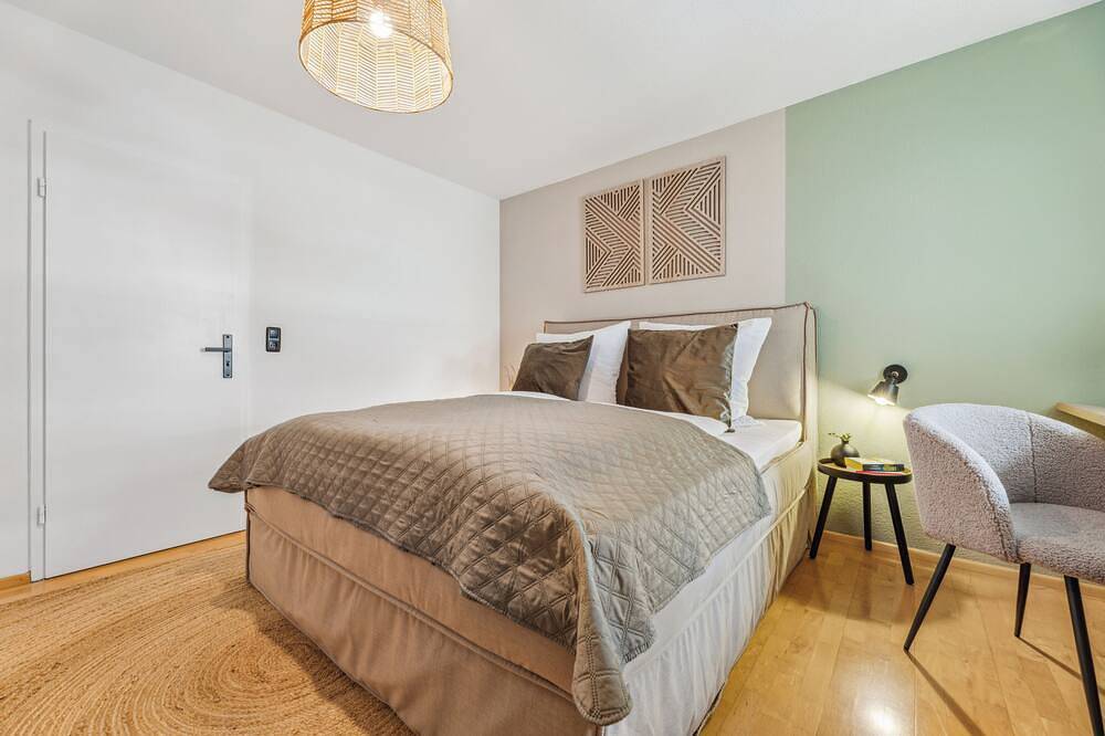 Ganze Wohnung, Neu! Stilvolles Apartment zentumsnah*Kaffebar*Arbeitsplatz*Stellplatz*Balkon in Frankenalb