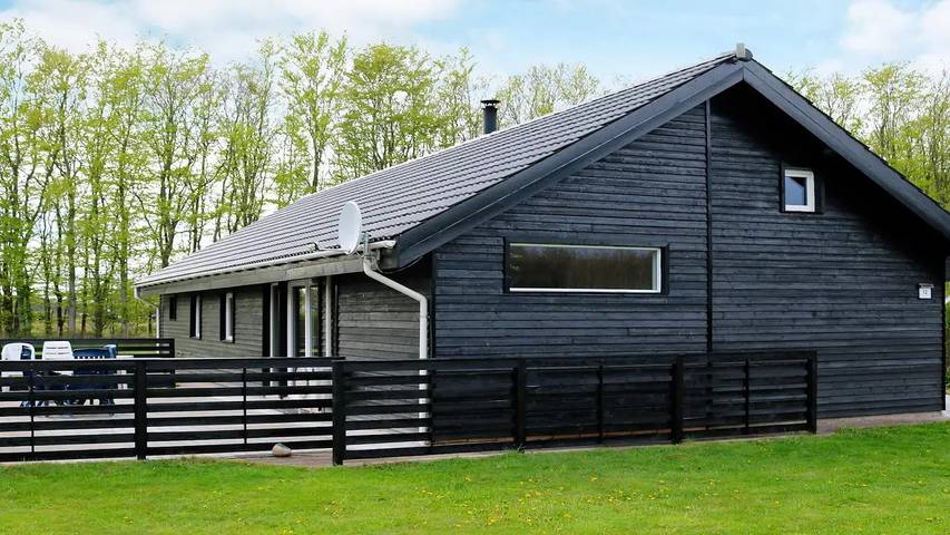 Ferienhaus für 9 Personen, mit Sauna und Whirlpool sowie Garten in Himmerland - 3
