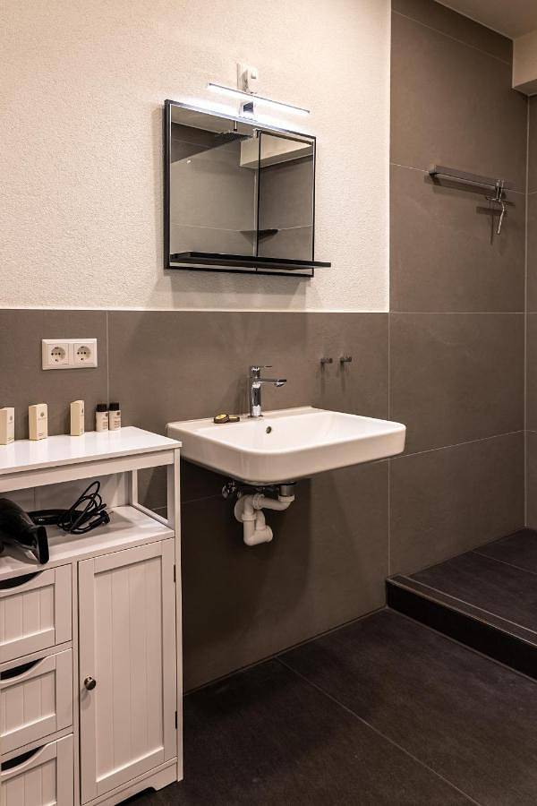 Ferienwohnung für 3 Personen, mit Sauna und Pool in Freiburg - 2