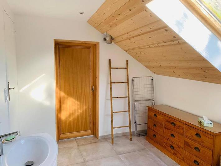 Location de vacances pour 7 personnes, avec vue et terrasse, adapté aux familles à Engins - 3