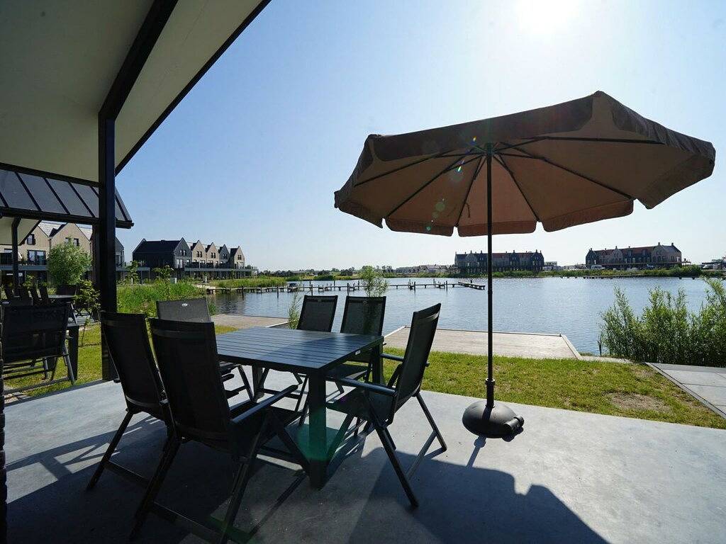 Villa für 10 Personen mit Terrasse in Kampen, Veluwemeer