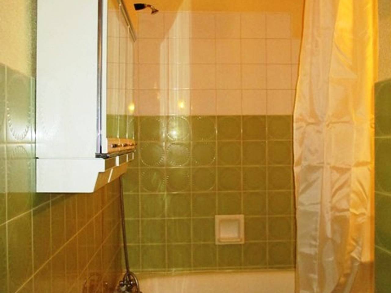 Appartement entier, Appartement coeur de station avec parking privé à Super Besse in Super Besse, Besse-et-Saint-Anastaise