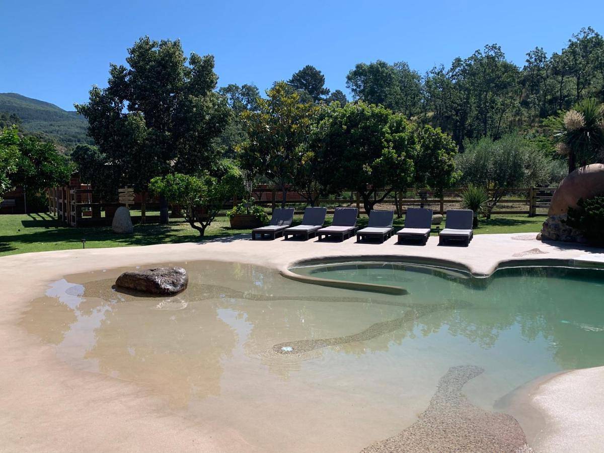 Five-Bedroom House in Candeleda, Valle del Tiétar