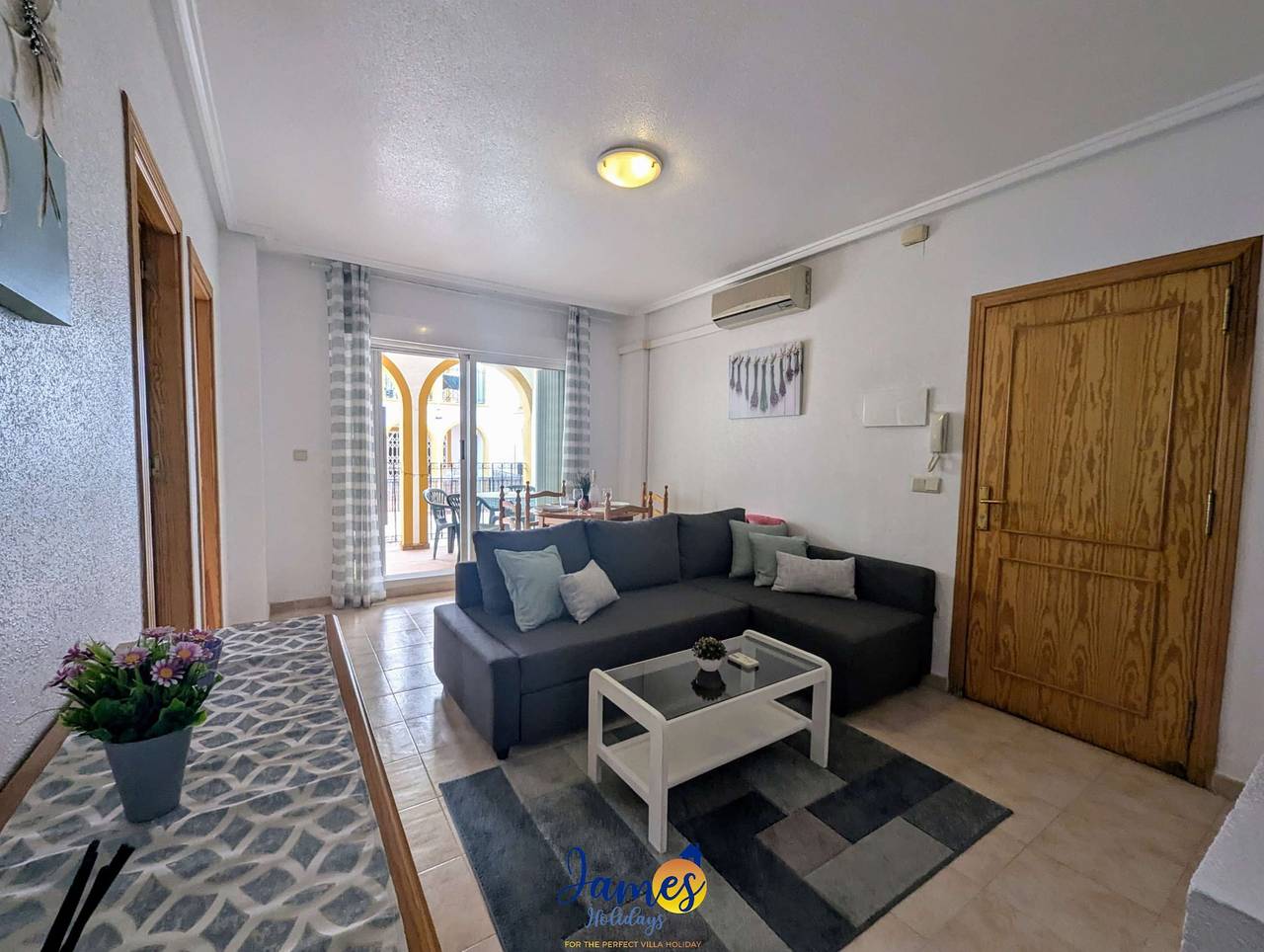 Apartamento entero, Apartamento de vacaciones para 4 personas con piscina in Colinas de la Zenia, Orihuela