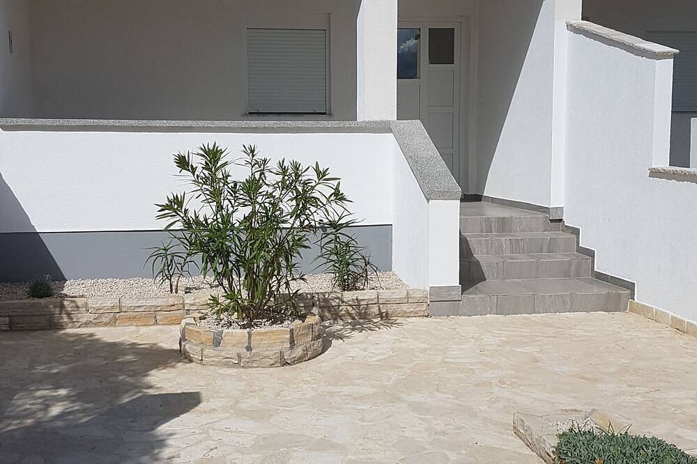 Casa vacanza a Vir a partire da 118€ a notte
