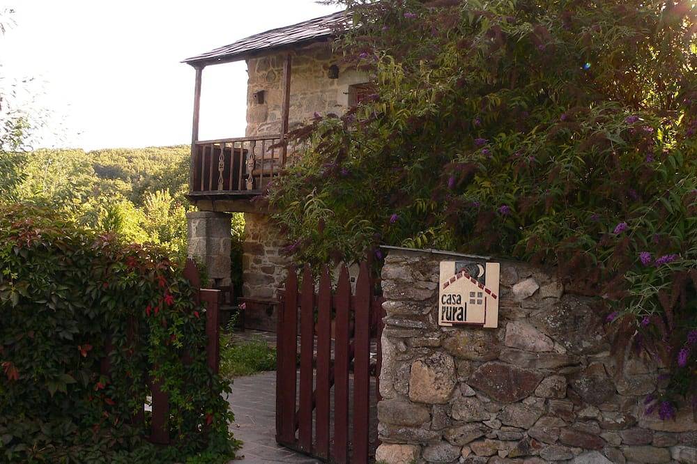 Casa Rural 5*****  El Taller De La Seda in Cobreros, Provincia de Zamora