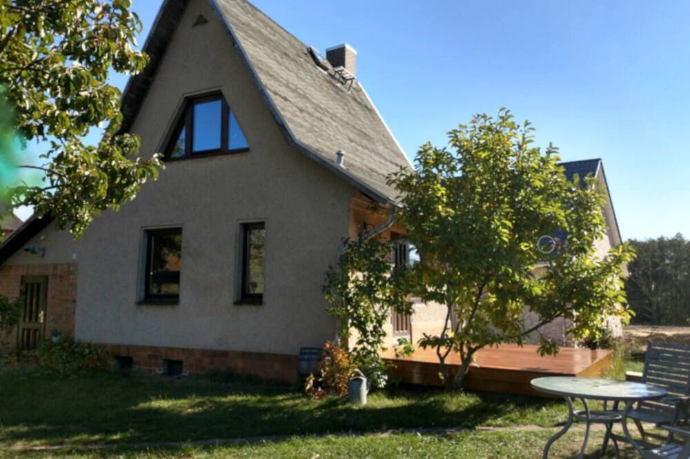 ---Häuschen am See--- in Godern, Pinnow
