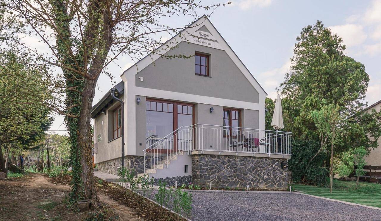 Riza villa in Badacsonytomaj, Balaton Region