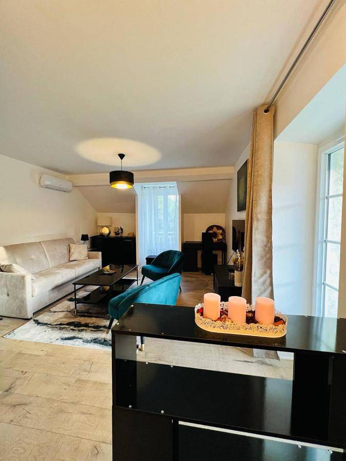 Appartement entier, Appartement Élégant, Climatisation et Piscine in Ormoy-la-Rivière, Essonne