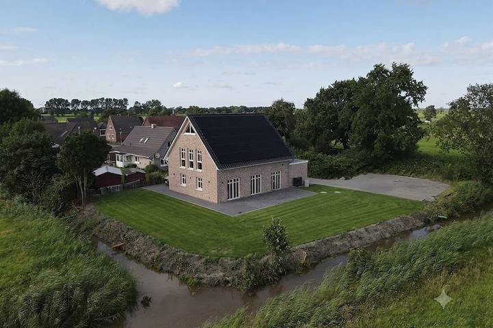 Ferienhaus für 6 Personen, mit Terrasse und Garten in Hinte
