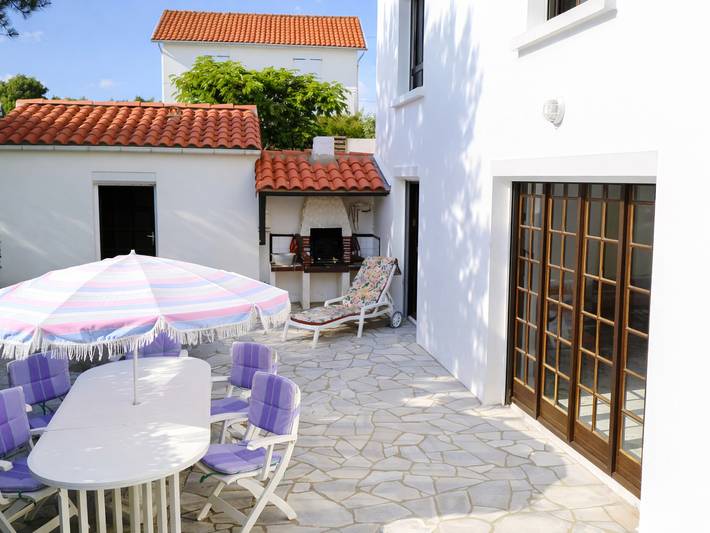 Ferienhaus für 8 Personen, mit Whirlpool und Terrasse sowie Pool und Sauna in La Tranche-sur-Mer - 3