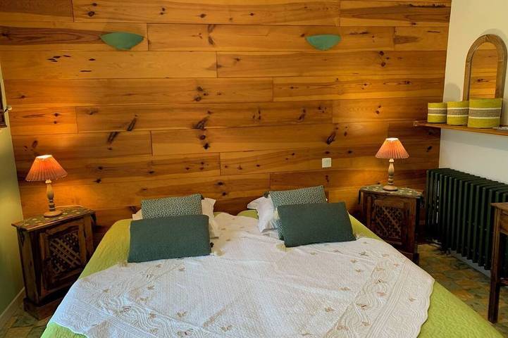 Chambre d’hôte pour 3 personnes, avec piscine et jacuzzi à Venasque - 4