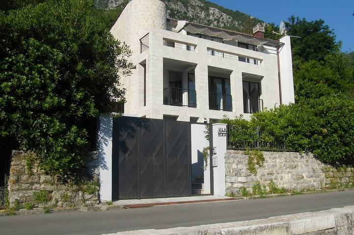 Maison de vacances pour 6 personnes, avec terrasse au Monténégro