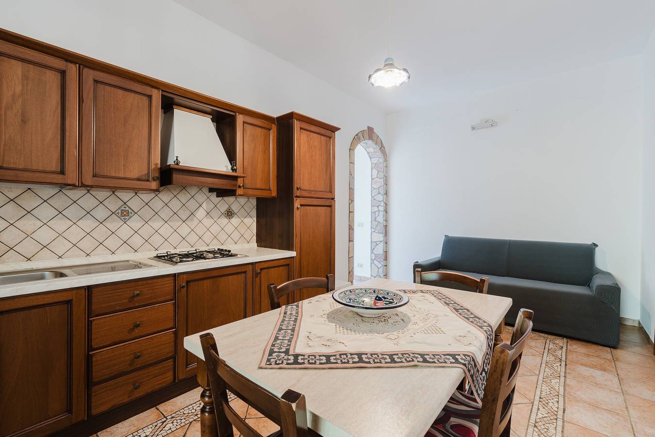 Ferienhaus 'Tra Il Mare E Gli Ulivi' mit Bergblick, Wi-Fi und Klimaanlage in Castelluzzo, San Vito Lo Capo
