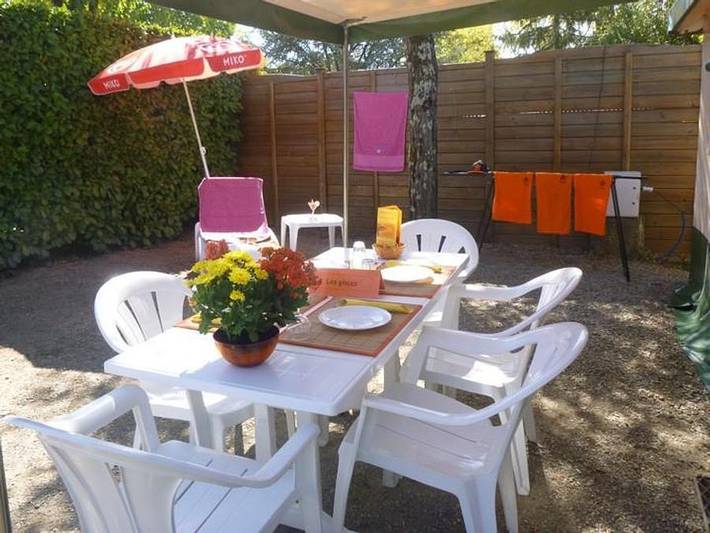 Tente pour 5 personnes, avec bassin pour enfant en Ardèche - 2