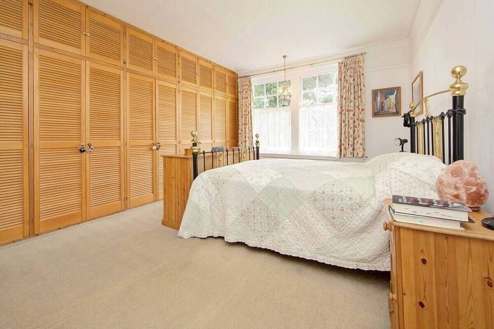 Charming Edwardian 5 Bed House | London in Elstree and Borehamwood, Hertfordshire