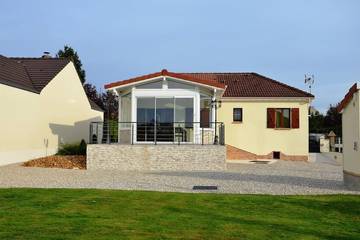 Gîte pour 6 personnes, avec jardin à Maizières-la-Grande-Paroisse
