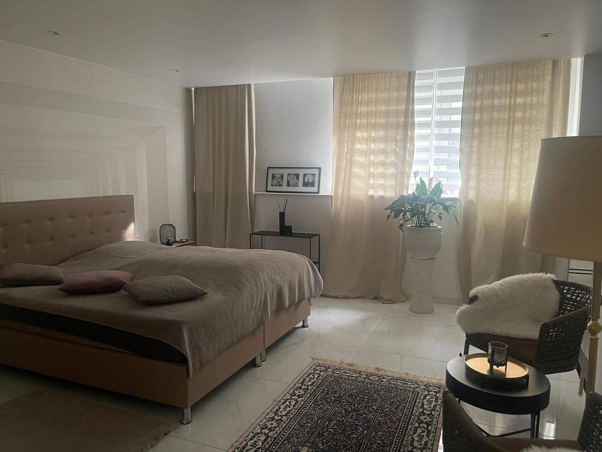 Ganze Wohnung, Moderne, ruhige Ferienwohnung , ideal zum Abschalten in Hadamar, Landkreis Limburg-Weilburg