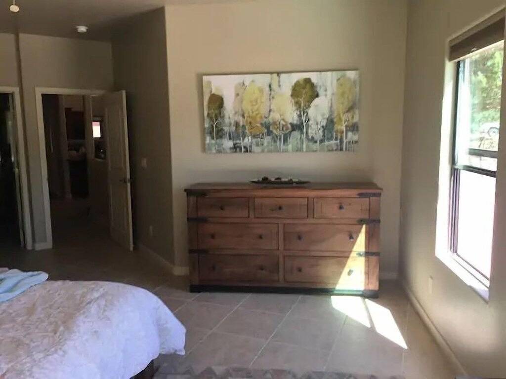 Sedona Beautiful Villa: Spacious 3-bedroom retreat in Village of Oak Creek. in Oak Creek, Oak Creek Canyon