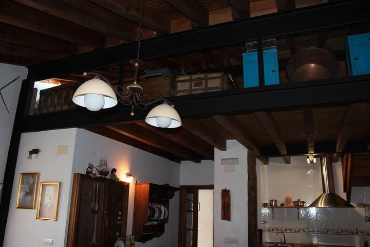 Casa rural para 9 personas, con jardín, Familias con niños en Tierras del Burgo - 2