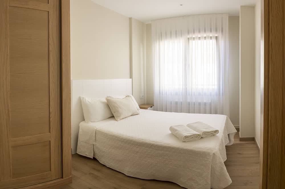 Entire apartment, New apartment in the center in Melide, La Coruña Province