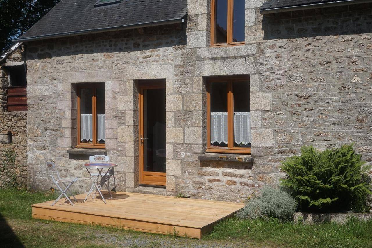 Two-Bedroom House in Hénon, Cotes-d'Armor