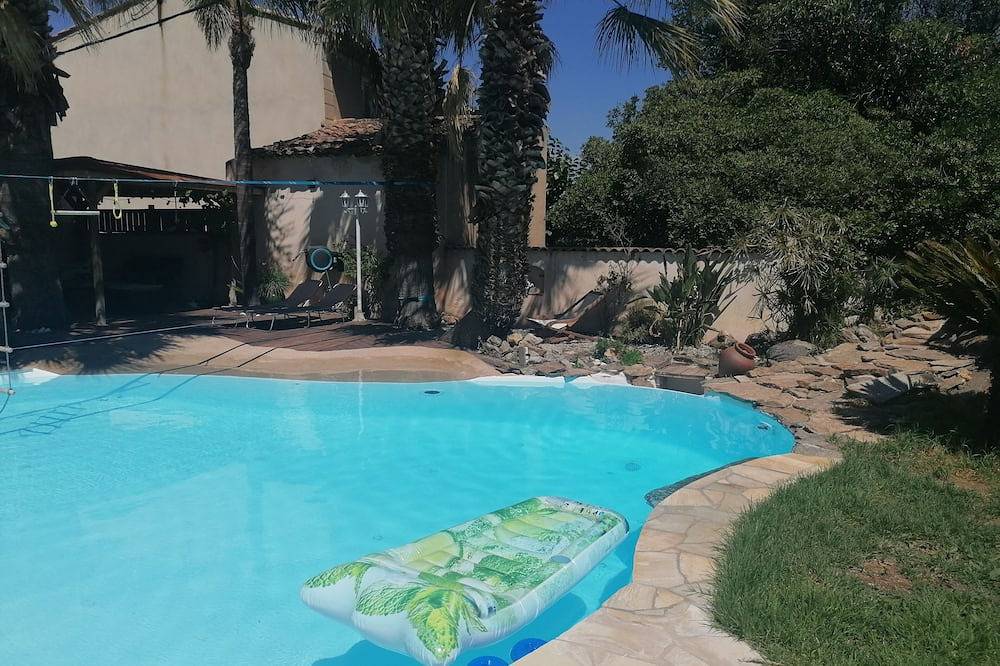 Villa with private pool - garden - family vacations near the sea in La Garde, Parc national Port-Cros