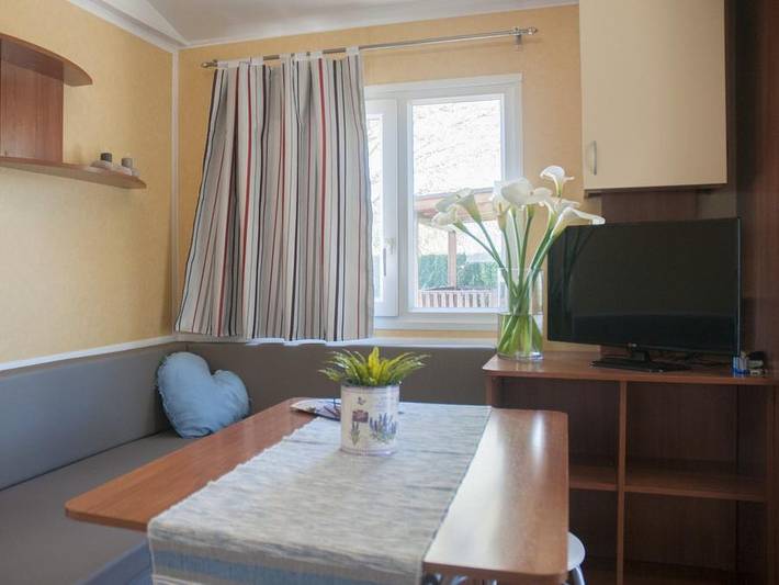 Mobil home pour 6 personnes, avec bassin pour enfant dans Sant Antoni de Calonge - 4