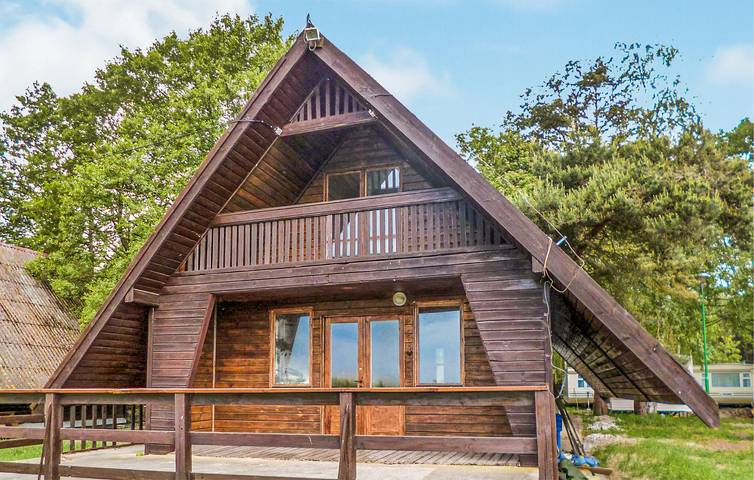 Ferienhaus für 7 Personen mit Terrasse in Granica Łazy, Jezioro Jamno