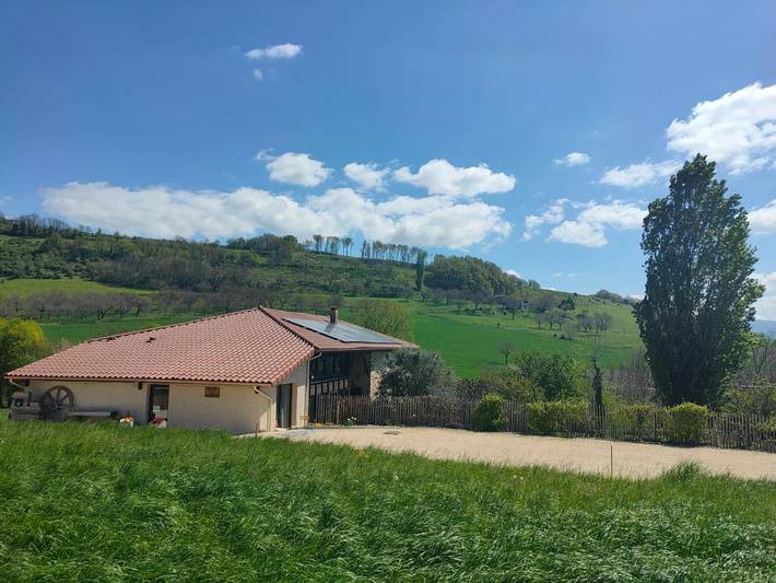 Gîte pour 14 personnes, avec jardin et vue dans Chevrières - 2