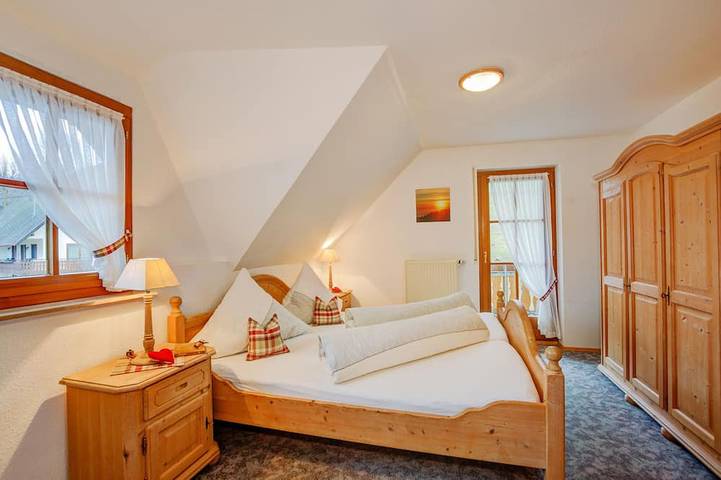 Ferienwohnung für 4 Personen, mit Balkon und Garten sowie Sauna in Horben - 3