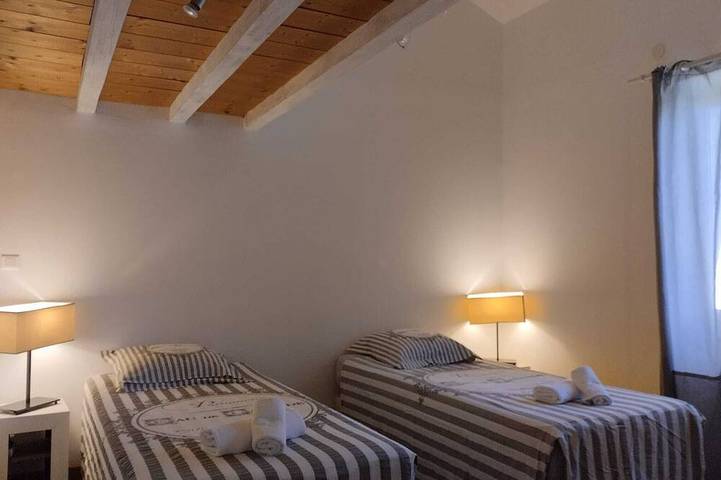 Location de vacances pour 6 personnes, avec jardin à Orthoux-Sérignac-Quilhan - 3