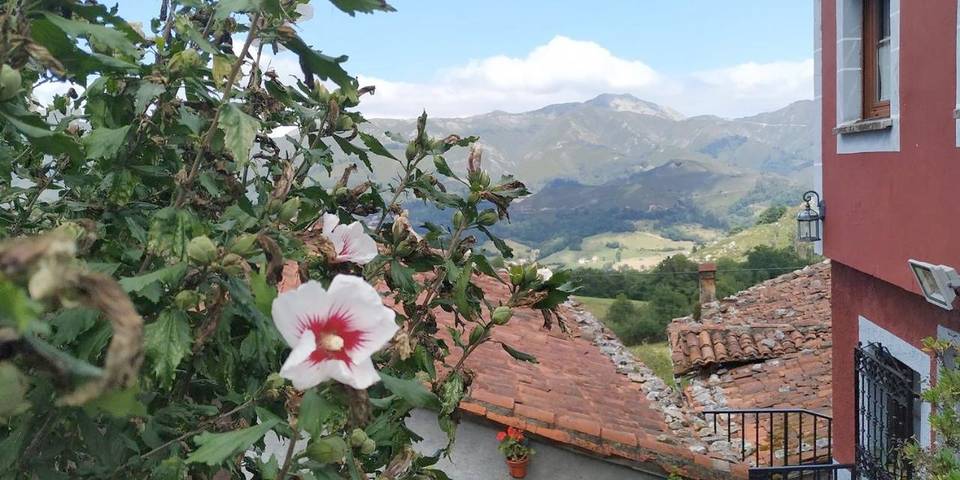 Casa rural para 8 personas, con terraza y vistas, Se admiten mascotas en Parque Nacional de Los Picos de Europa - 3