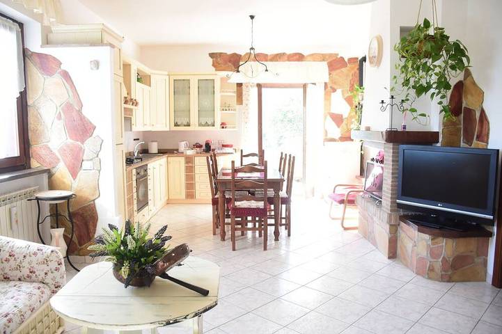 Ferienwohnung für 7 Personen, mit Garten und Balkon