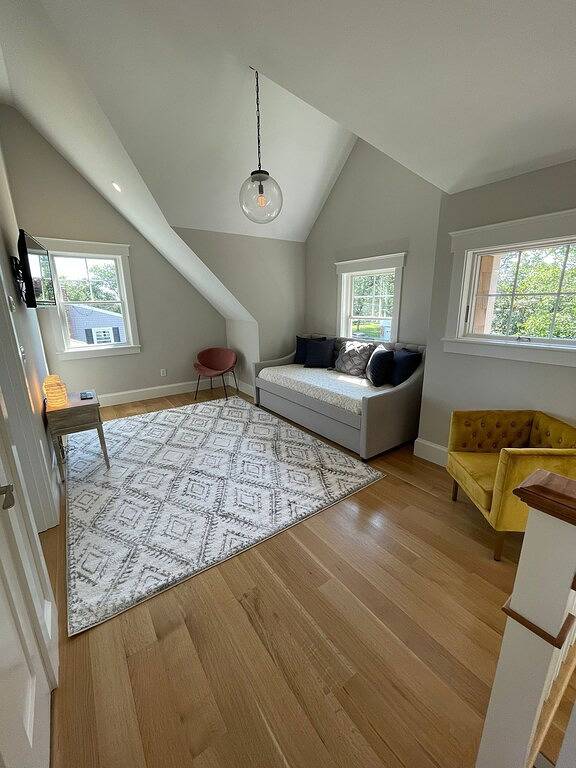 Newly remodeled home-Stay close to beach w/easy access to Newport in Middletown, Newport County