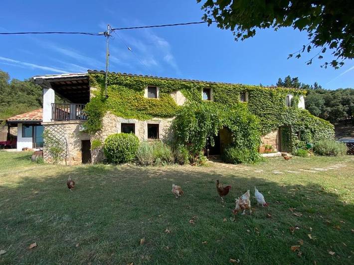 Maison de campagne pour 4 personnes, avec jardin ainsi que vue et piscine à Santa Coloma de Farners - 2
