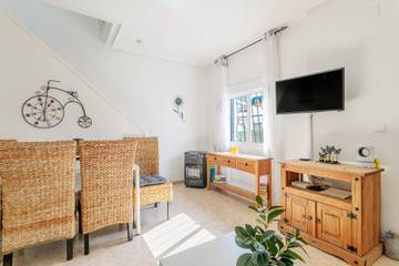 Bungalow para 4 Personas en Santa Pola, Provincia de Alicante, Foto 3