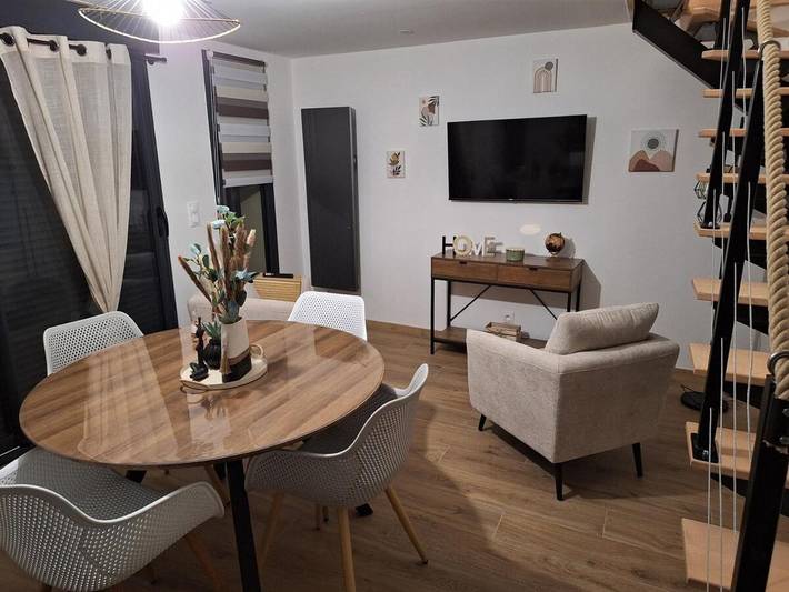 Location de vacances pour 5 personnes, avec terrasse et vue à Grand-Laviers - 4