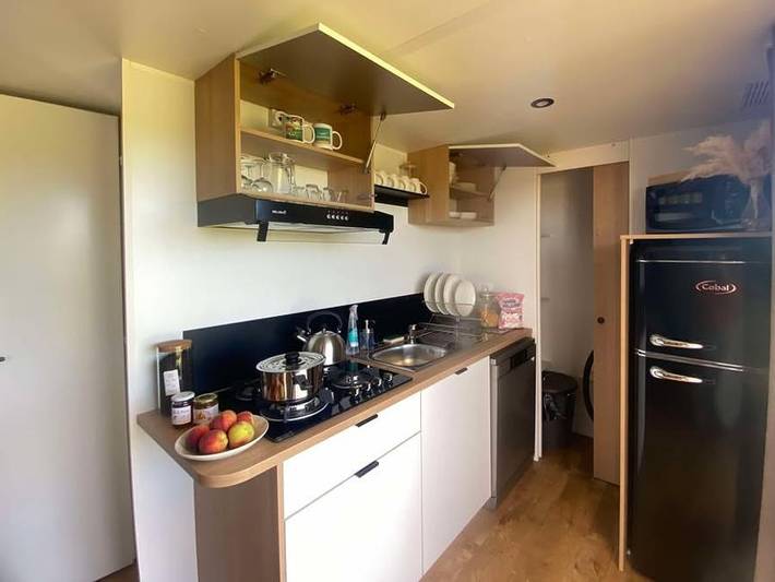 Mobil home pour 4 personnes, avec bassin pour enfant à Seilhac - 4