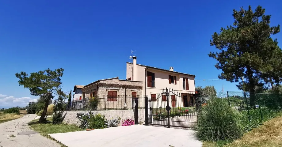 Appartement de vacances pour 5 personnes, avec vue et jardin - 1