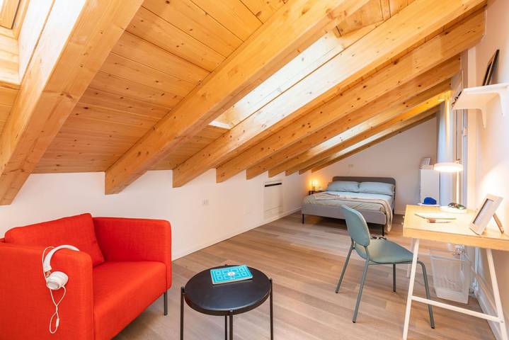 Ganze Wohnung, Joivy Captivating 2-bed loft in Milan in Giambellino-Lorenteggio, Mailand