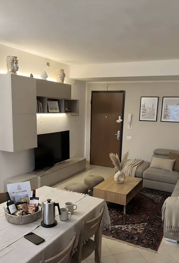 Appartamento per 5 persone, con Balcone e Giardino a Milano