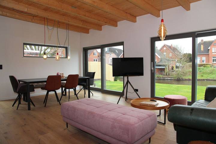 Ferienhaus für 7 Personen, mit Terrasse und Garten sowie Ausblick in Emden - 3
