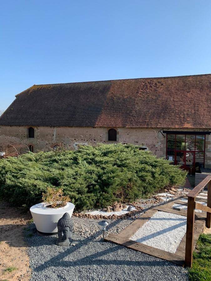 Chambre d’hôte pour 7 personnes, avec jardin ainsi que piscine et vue dans Allier - 4