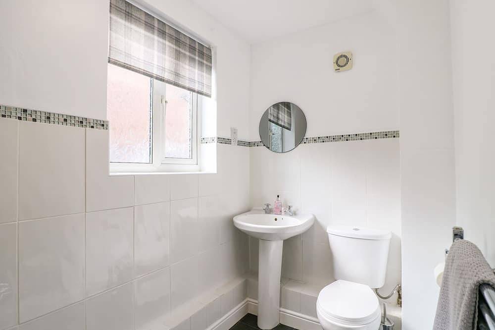 End Cottage in Ashbourne in Ashbourne, Derbyshire