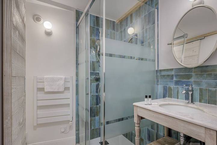 Les Volets Bleus – Charming Village House in Menthon-Saint-Bernard, Annecy und Umgebung